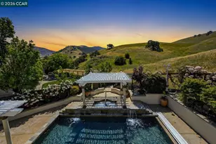 950 Maplegate Ct, Concord, CA 94521 - Photo 90