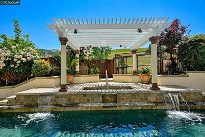 950 Maplegate Ct, Concord, CA 94521 - Photo 94