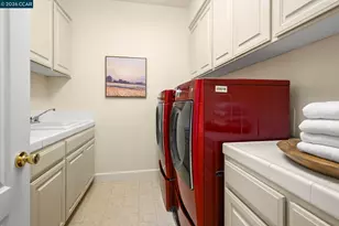 950 Maplegate Ct, Concord, CA 94521 - Photo 58