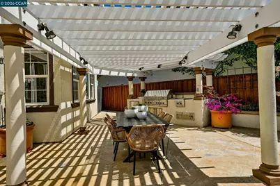 950 Maplegate Ct, Concord, CA 94521 - Photo 124