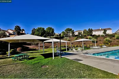 950 Maplegate Ct, Concord, CA 94521 - Photo 148