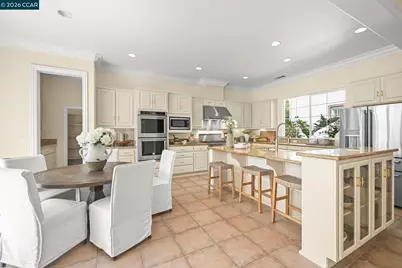 950 Maplegate Ct, Concord, CA 94521 - Photo 26