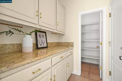 950 Maplegate Ct, Concord, CA 94521 - Photo 34