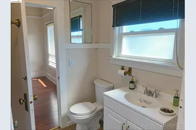 1028 61st St, Oakland, CA 94608 - Photo 14