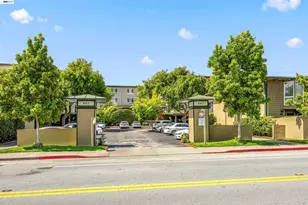 847 Humboldt St, San Mateo, CA 94401 - Photo 2