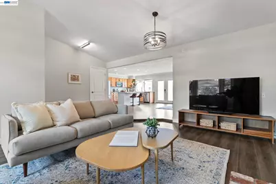 1135 Killarney St, Livermore, CA 94550 - Photo 6
