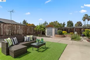 1135 Killarney St, Livermore, CA 94550 - Photo 44