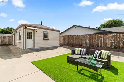1135 Killarney St, Livermore, CA 94550 - Photo 46