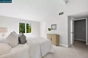 599 Mt Dell Dr, Clayton, CA 94517 - Photo 32