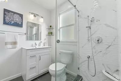1118 Newhall St, San Francisco, CA 94124 - Photo 16