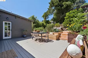 6720 Manor Crest, Oakland, CA 94618 - Photo 36