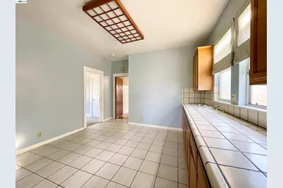 2517 Webb Ave, Alameda, CA 94501 - Photo 6