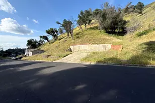 1090 Arroyo Grande Dr, Napa, CA 94558 - Photo 1