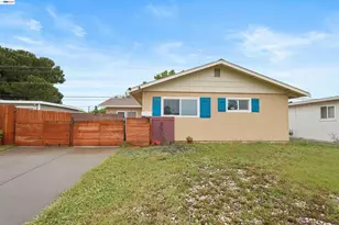 1712 Utah St, Fairfield, CA 94533 - Photo 2