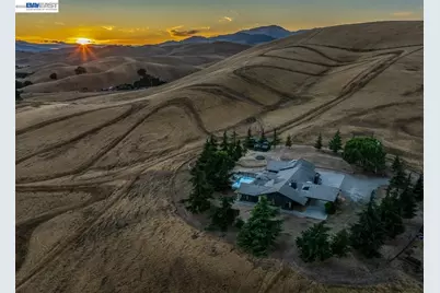 8191 Highland Rd, Livermore, CA 94551 - Photo 52