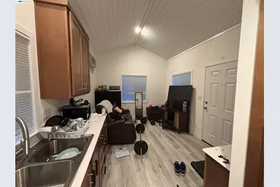 5878 Garlic Farm Dr #82, Gilroy, CA 95020 - Photo 4