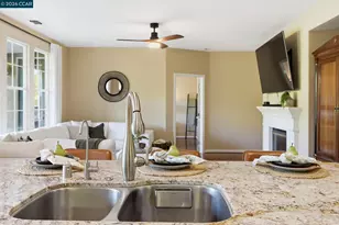 4162 Summer Gate Ave, Vallejo, CA 94591 - Photo 18
