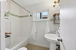 2450 Palmetto St, Oakland, CA 94602 - Photo 24