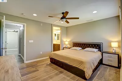 25 Heligan Ln #7, Livermore, CA 94551 - Photo 32