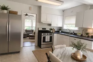 1258 Pine St, Palo Alto, CA 94301 - Photo 4
