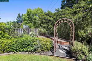 651 Derbyshire Pl, Danville, CA 94526 - Photo 74
