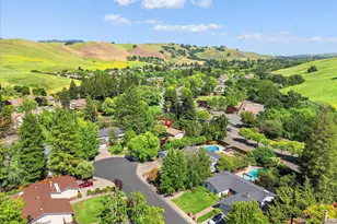 651 Derbyshire Pl, Danville, CA 94526 - Photo 84