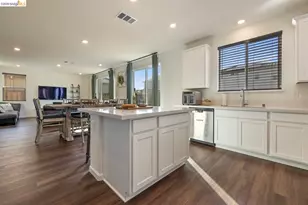 5439 Drawbridge Wy, Riverbank, CA 95367 - Photo 14