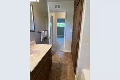 902 Tanager Ct, Sunnyvale, CA 94087 - Photo 8