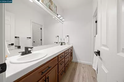 911 Autumn Oak Cir, Concord, CA 94521 - Photo 30