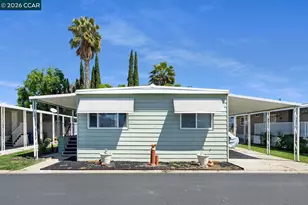 2322 Dalis Dr, Concord, CA 94520 - Photo 2