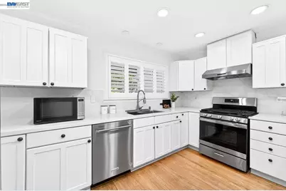 1317 Saint Mary Dr, Livermore, CA 94550 - Photo 16