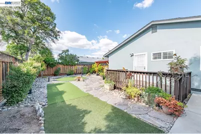 1317 Saint Mary Dr, Livermore, CA 94550 - Photo 30