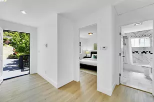 7907 Michigan Ave, Oakland, CA 94605 - Photo 22