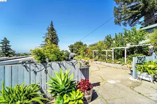 7907 Michigan Ave, Oakland, CA 94605 - Photo 6