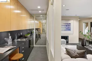 2871 Morley Dr, Oakland, CA 94611 - Photo 58