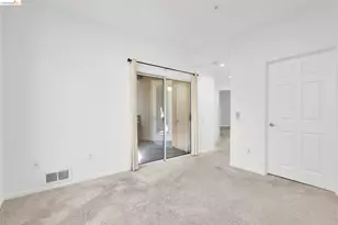 220 Caldecott, Oakland, CA 94618 - Photo 20