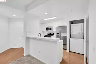 220 Caldecott, Oakland, CA 94618 - Photo 4