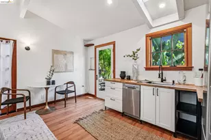 666 46th St, Oakland, CA 94609 - Photo 48