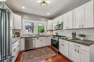 666 46th St, Oakland, CA 94609 - Photo 12