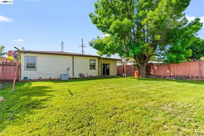 324 Berry Ave, Hayward, CA 94544 - Photo 26