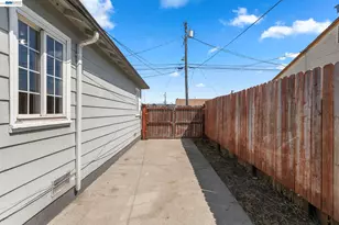 246 Tunis Rd, Oakland, CA 94603 - Photo 44
