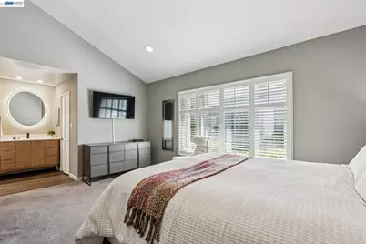 3430 Camanoe Ln, Alameda, CA 94502 - Photo 18