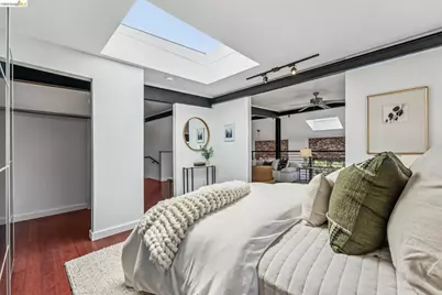 829 21st St #1, Oakland, CA 94607 - Photo 30