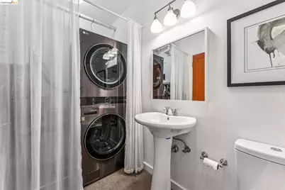 829 21st St #1, Oakland, CA 94607 - Photo 34