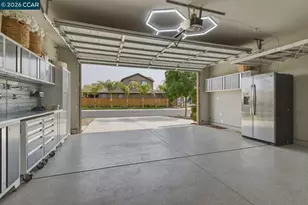 9261 Shearwater Cir, Discovery Bay, CA 94505 - Photo 32