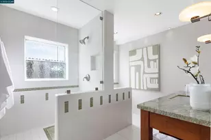 6841 Estates Dr, Oakland, CA 94611 - Photo 34