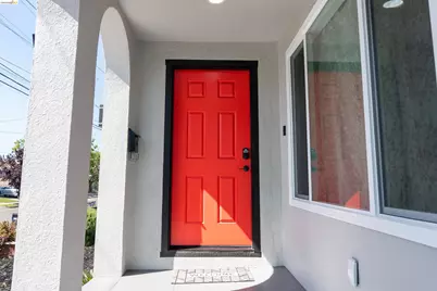 2427 67th Ave, Oakland, CA 94605 - Photo 2