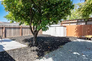 2427 67th Ave, Oakland, CA 94605 - Photo 28