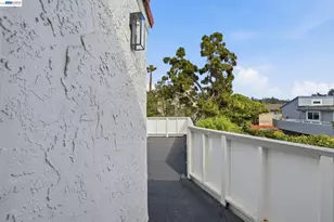 2013 Dolphin Dr, Aptos, CA 95003 - Photo 38