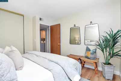 1550 Bancroft Ave #111, San Leandro, CA 94577 - Photo 22